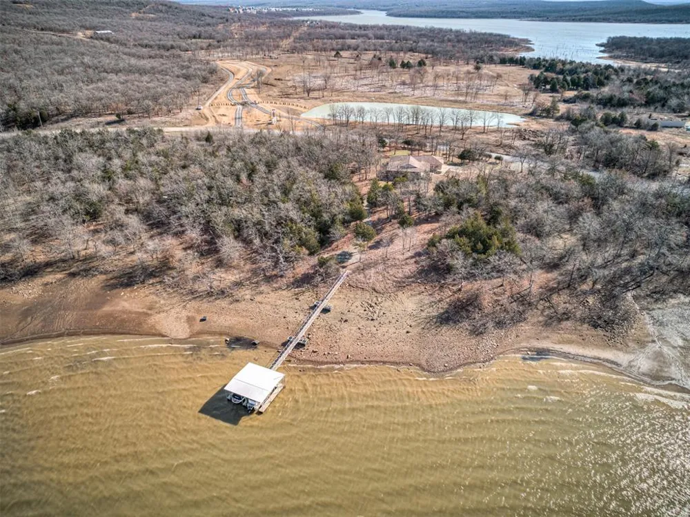 1656 McNally Road Eufaula, OK 74432