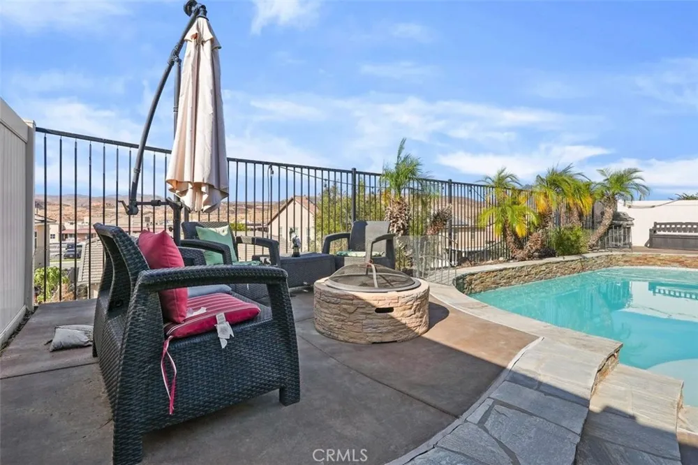 4182 Cypress Circle Lake Elsinore, CA 92530