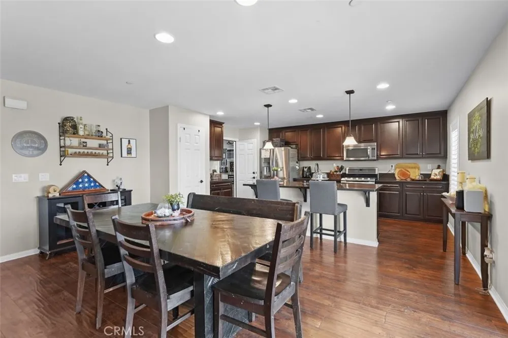 4182 Cypress Circle Lake Elsinore, CA 92530