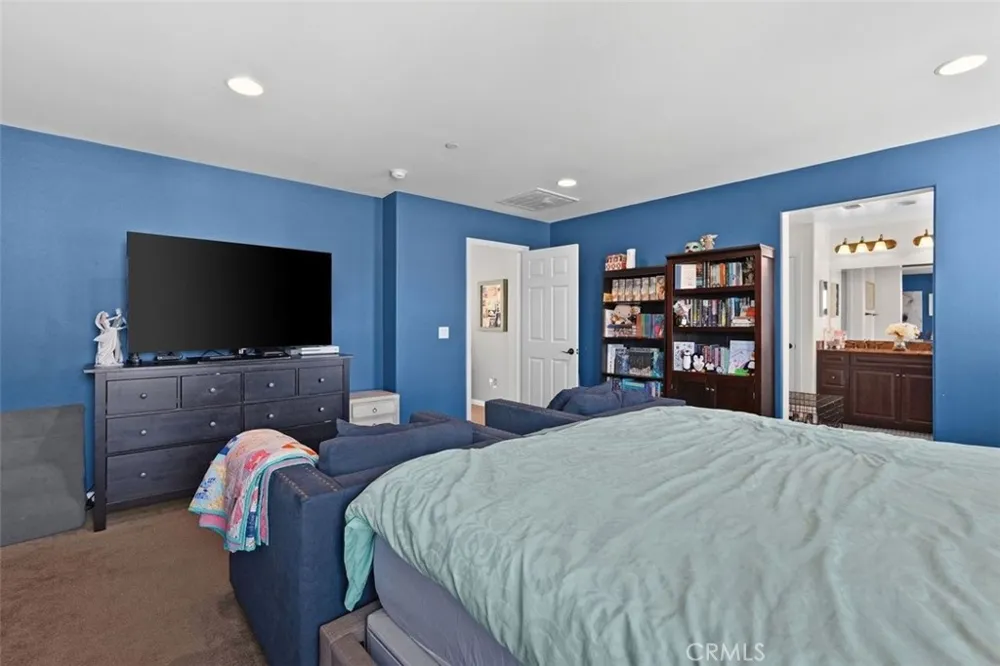 4182 Cypress Circle Lake Elsinore, CA 92530