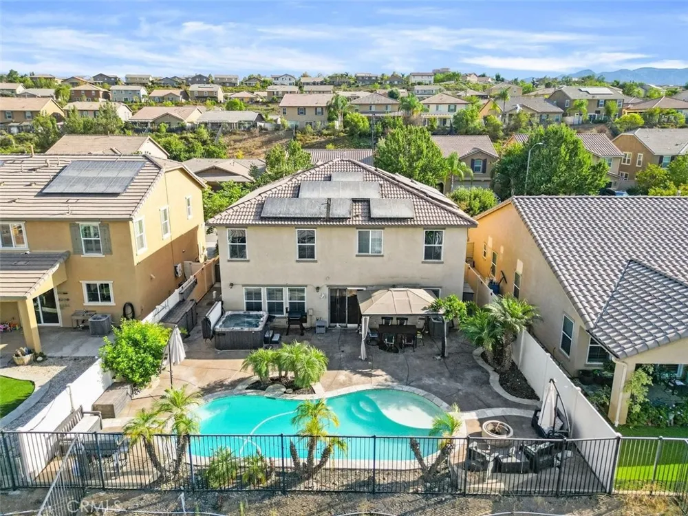 4182 Cypress Circle Lake Elsinore, CA 92530
