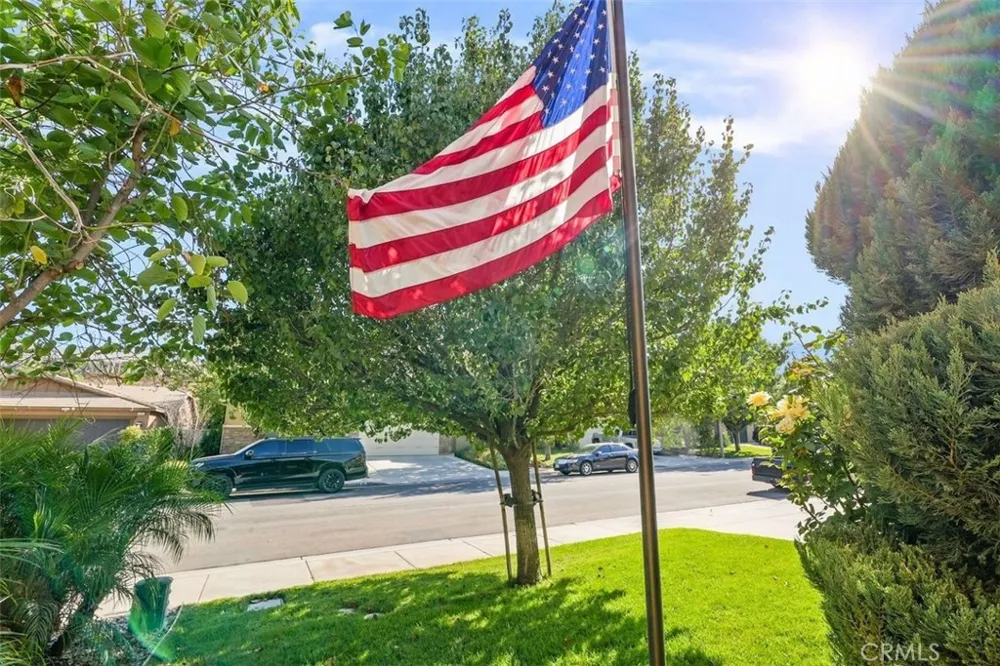4182 Cypress Circle Lake Elsinore, CA 92530