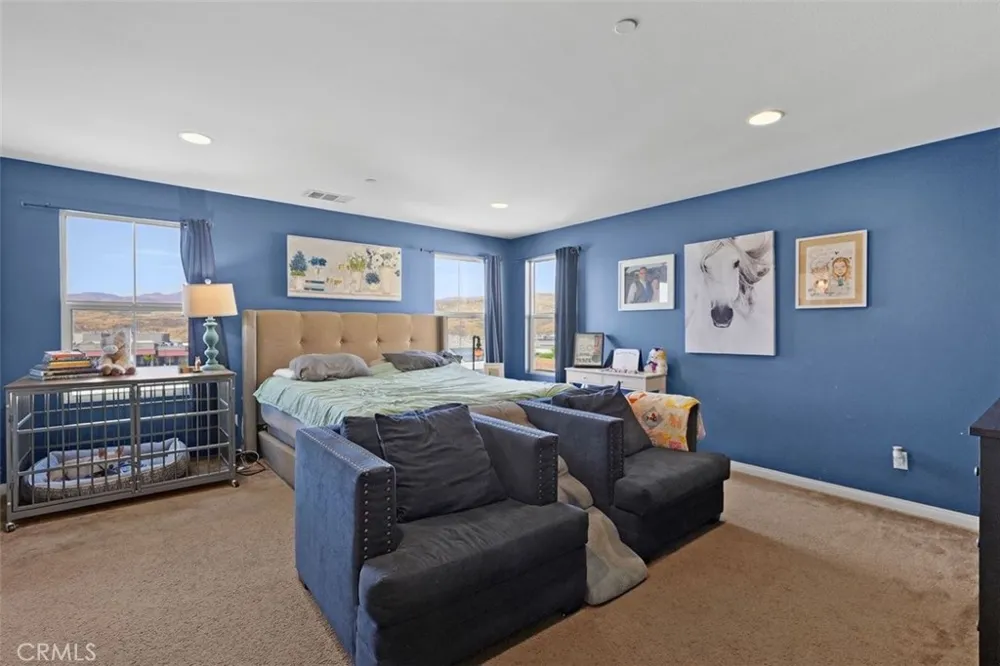 4182 Cypress Circle Lake Elsinore, CA 92530