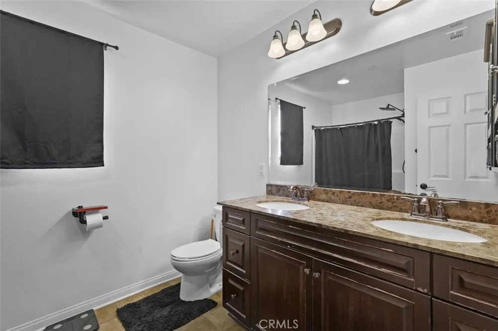 4182 Cypress Circle Lake Elsinore, CA 92530