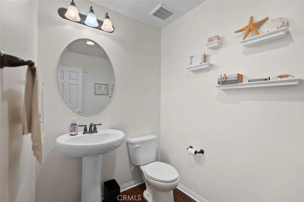 4182 Cypress Circle Lake Elsinore, CA 92530