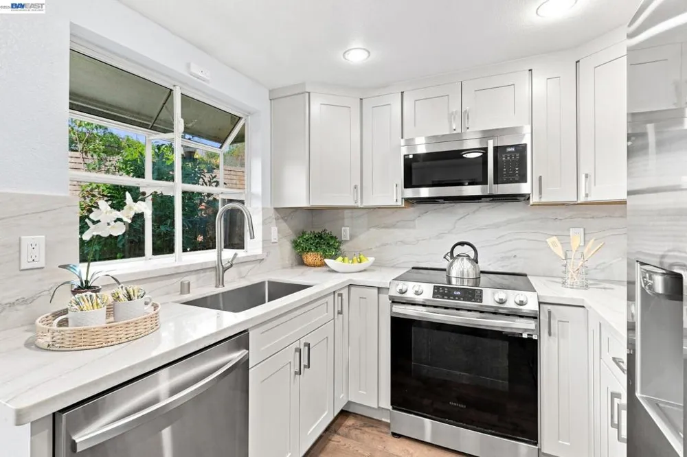 1085 Rymar Way San Jose, CA 95133