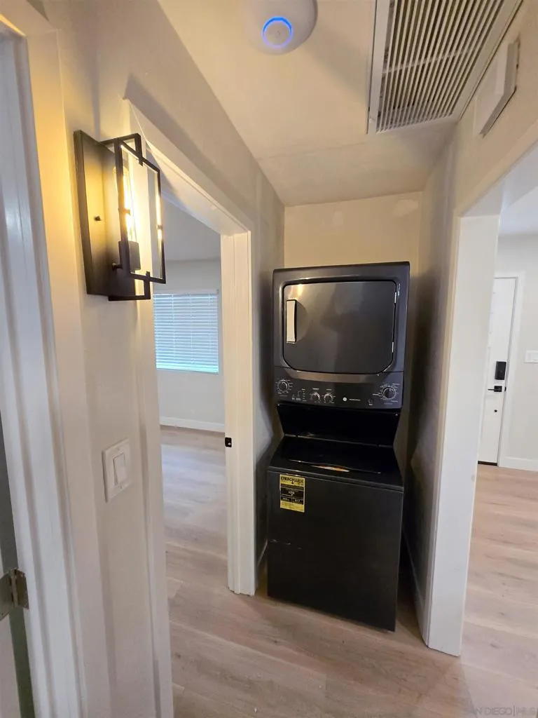 2132 E 5th ST National City, CA 91950