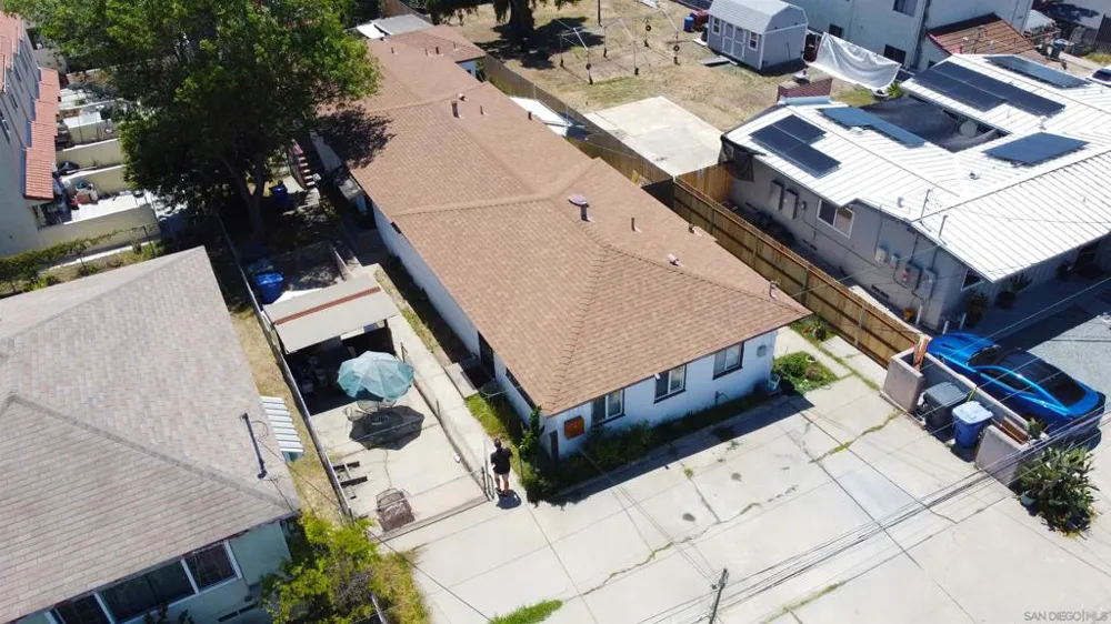 2132 E 5th ST National City, CA 91950