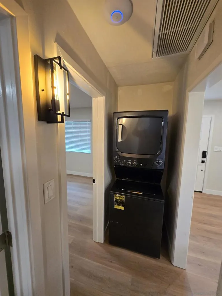 2132 E 5th ST National City, CA 91950