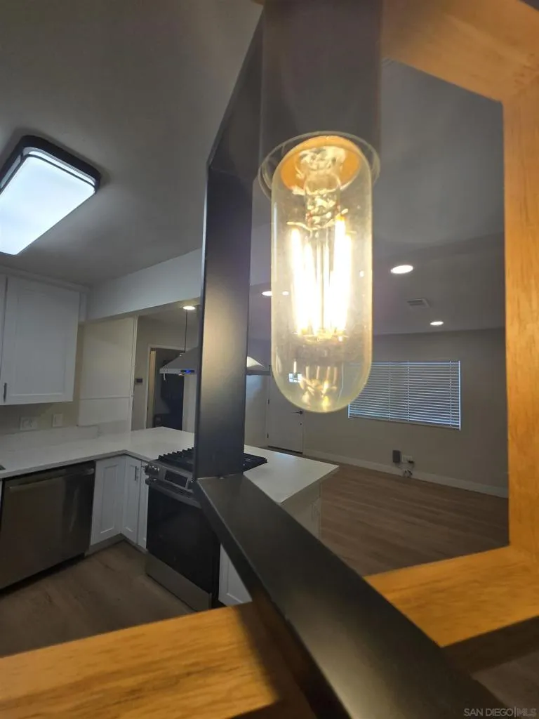 2132 E 5th ST National City, CA 91950