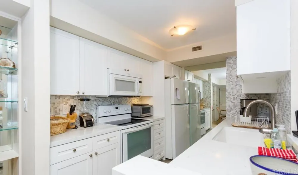 1830 Avenida Del Mundo #1006 Coronado, CA 92118