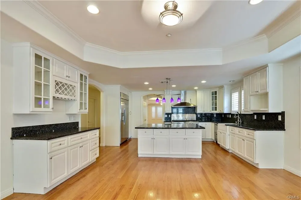 320 S Old Ranch Road Arcadia, CA 91007