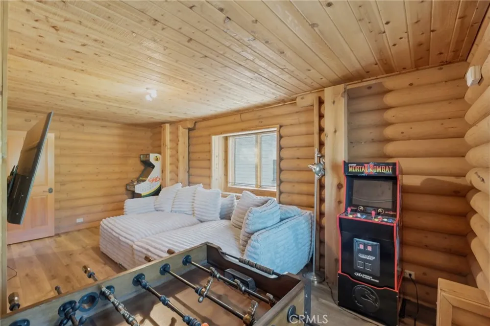 38595 Talbot Drive Big Bear Lake, CA 92315