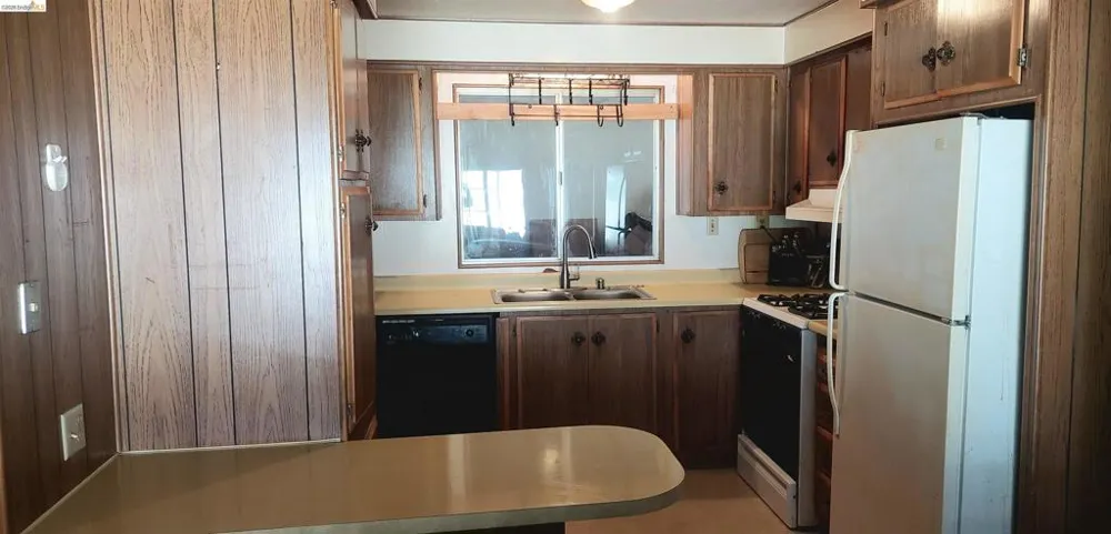 711 Old Canyon Rd. Fremont, CA 94536