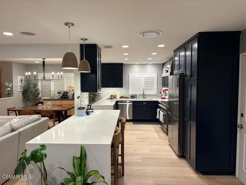 4749 Sulphur Springs Drive Simi Valley, CA 93063
