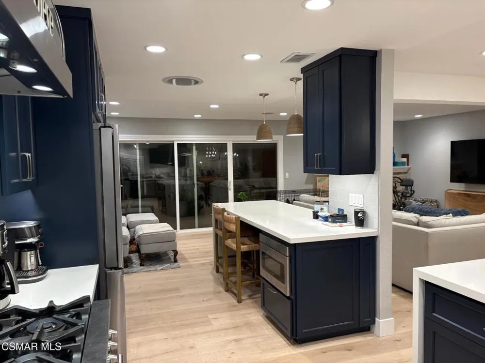 4749 Sulphur Springs Drive Simi Valley, CA 93063