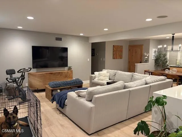 4749 Sulphur Springs Drive Simi Valley, CA 93063