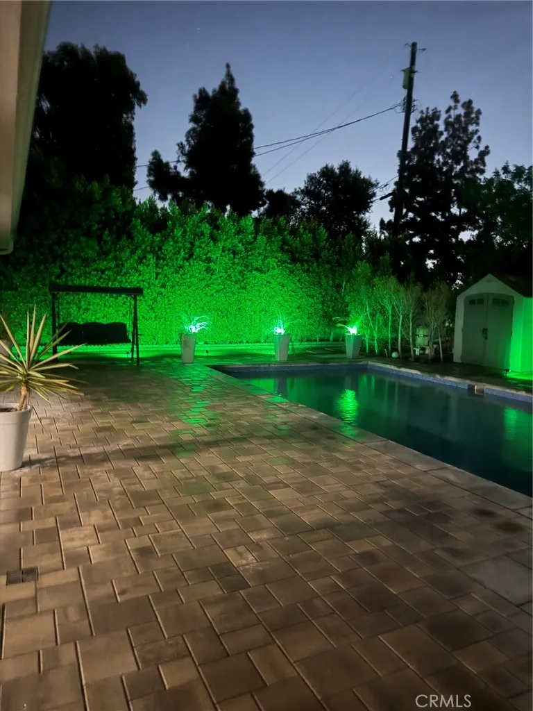 17170 Vintage Street Northridge, CA 91325