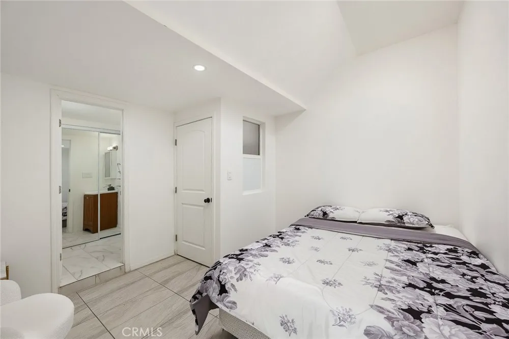 4128 Lynd Arcadia, CA 91006