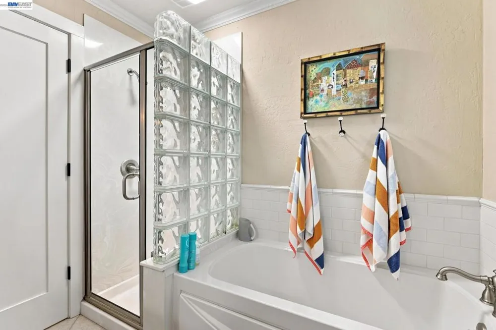 1712 Beachwood Way Pleasanton, CA 94566