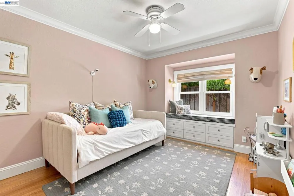 1712 Beachwood Way Pleasanton, CA 94566