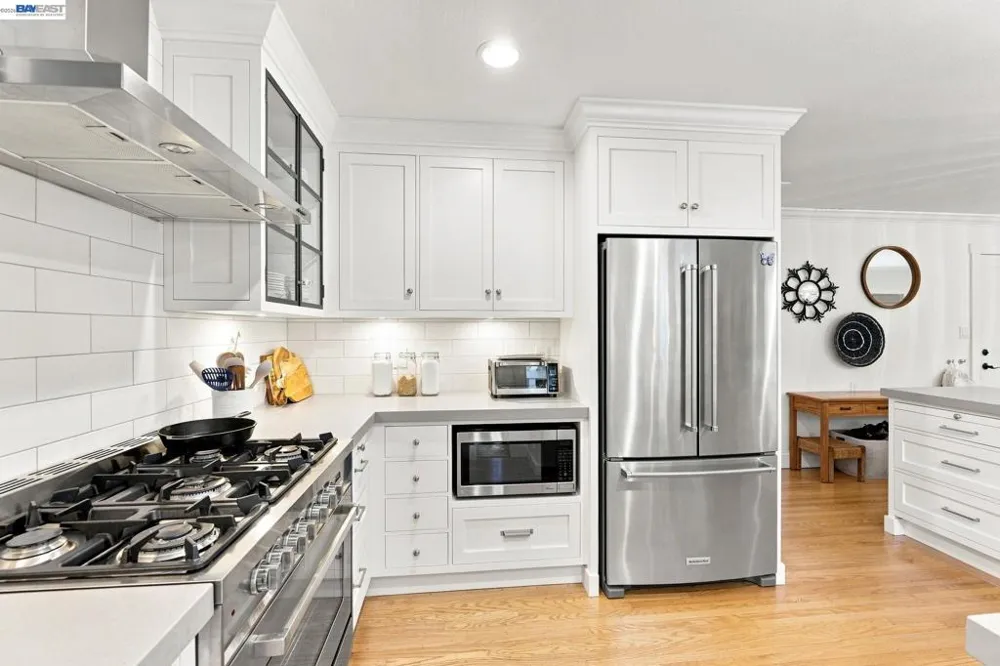 1712 Beachwood Way Pleasanton, CA 94566