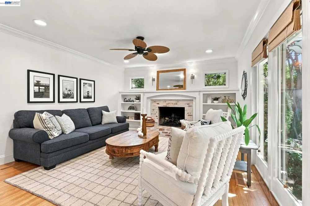 1712 Beachwood Way Pleasanton, CA 94566