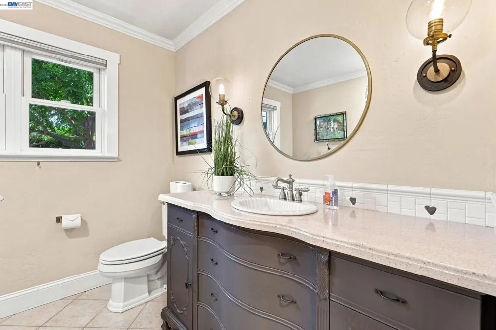 1712 Beachwood Way Pleasanton, CA 94566