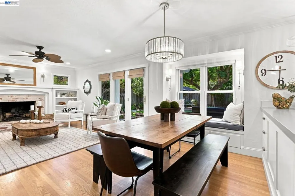 1712 Beachwood Way Pleasanton, CA 94566
