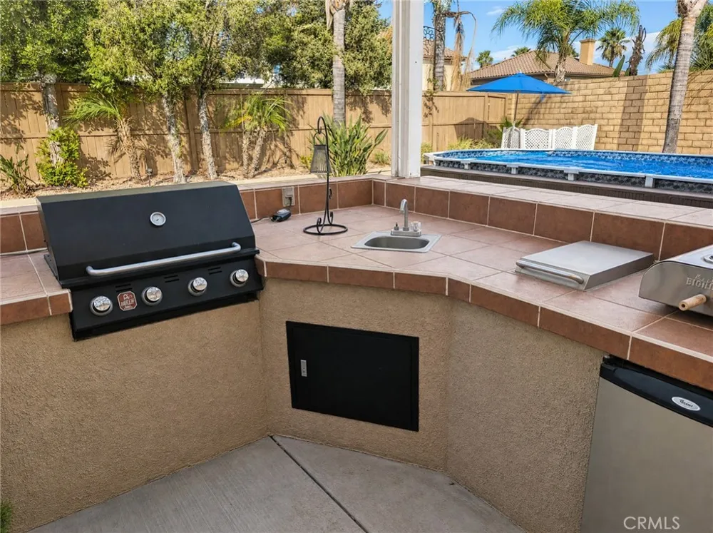 23728 Tatia Murrieta, CA 92562