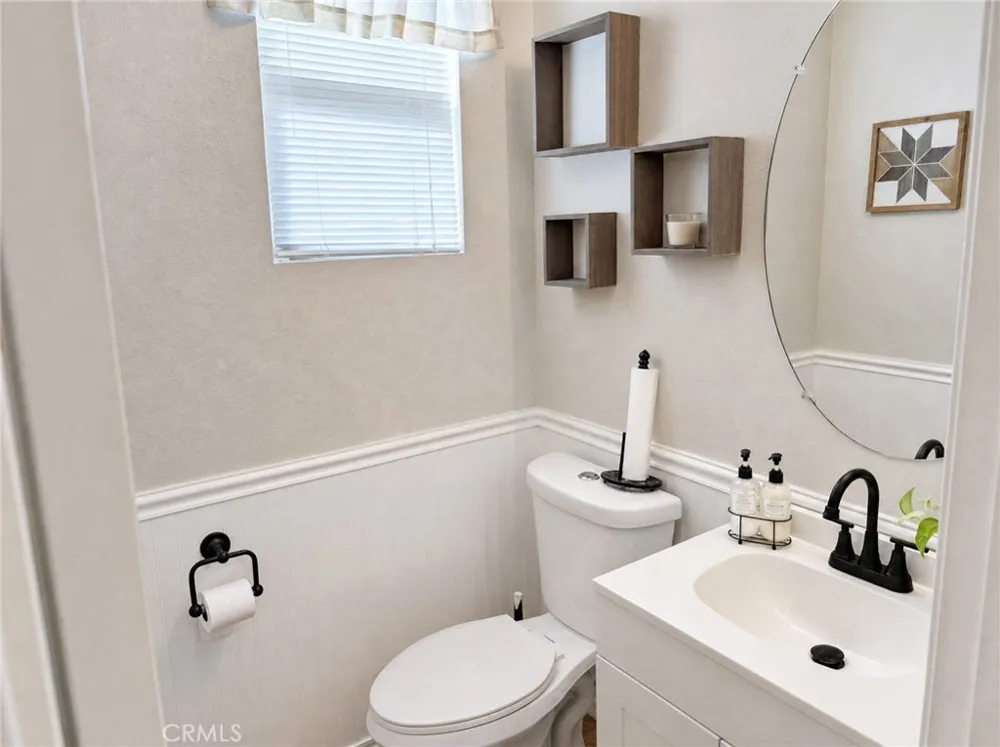 23728 Tatia Murrieta, CA 92562