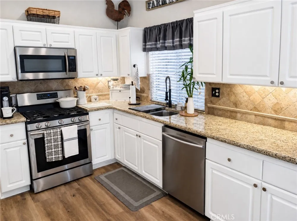 23728 Tatia Murrieta, CA 92562