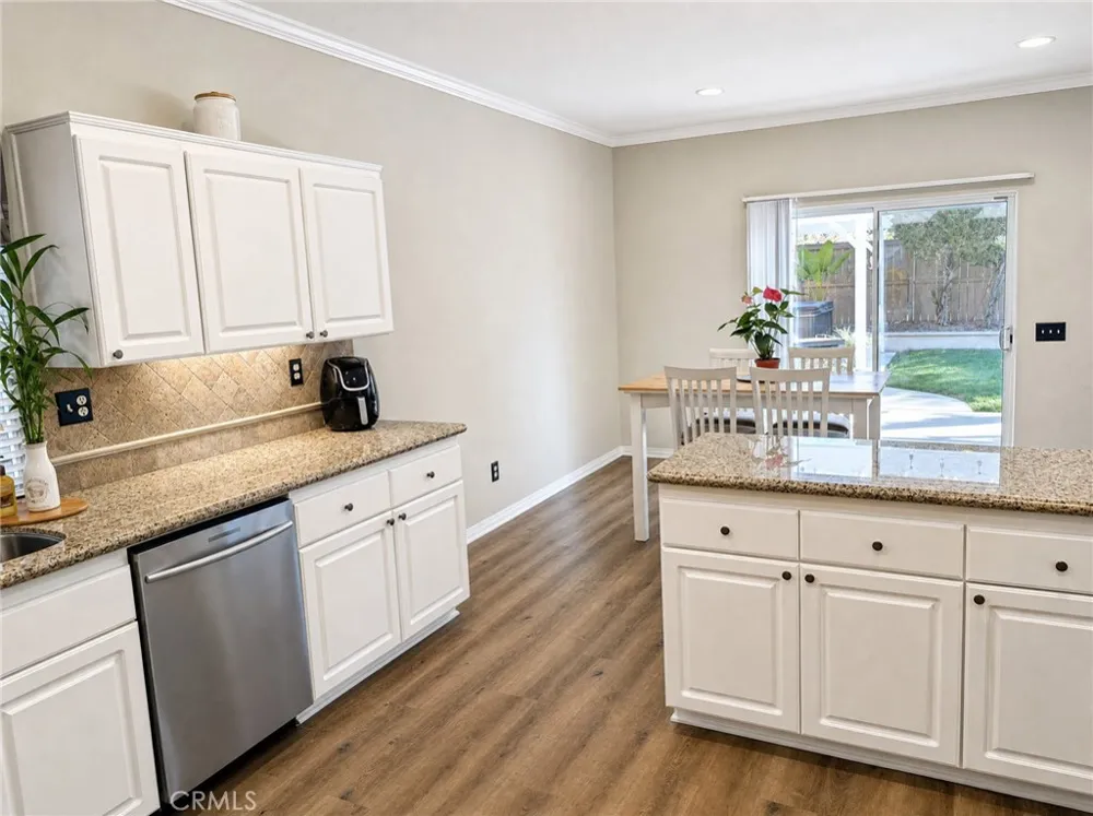 23728 Tatia Murrieta, CA 92562