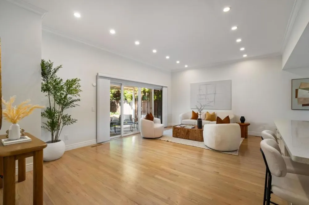 731 W Capistrano Way San Mateo, CA 94402