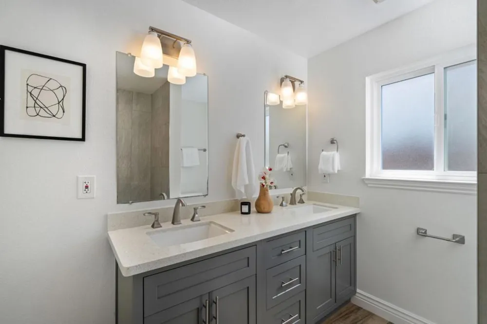 731 W Capistrano Way San Mateo, CA 94402