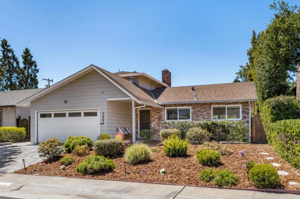 731 W Capistrano Way San Mateo, CA 94402