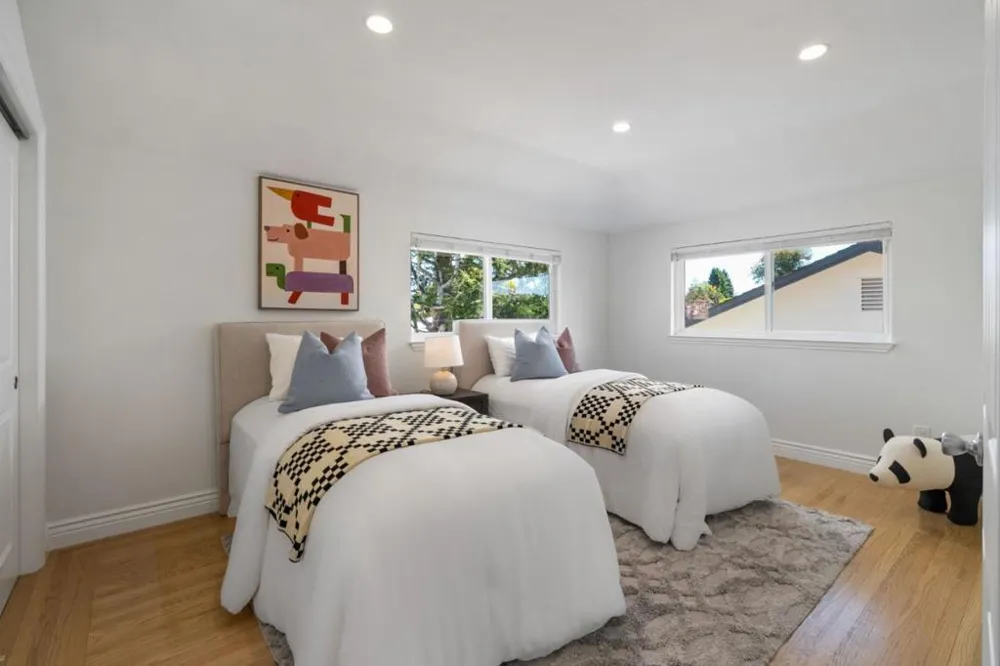 731 W Capistrano Way San Mateo, CA 94402