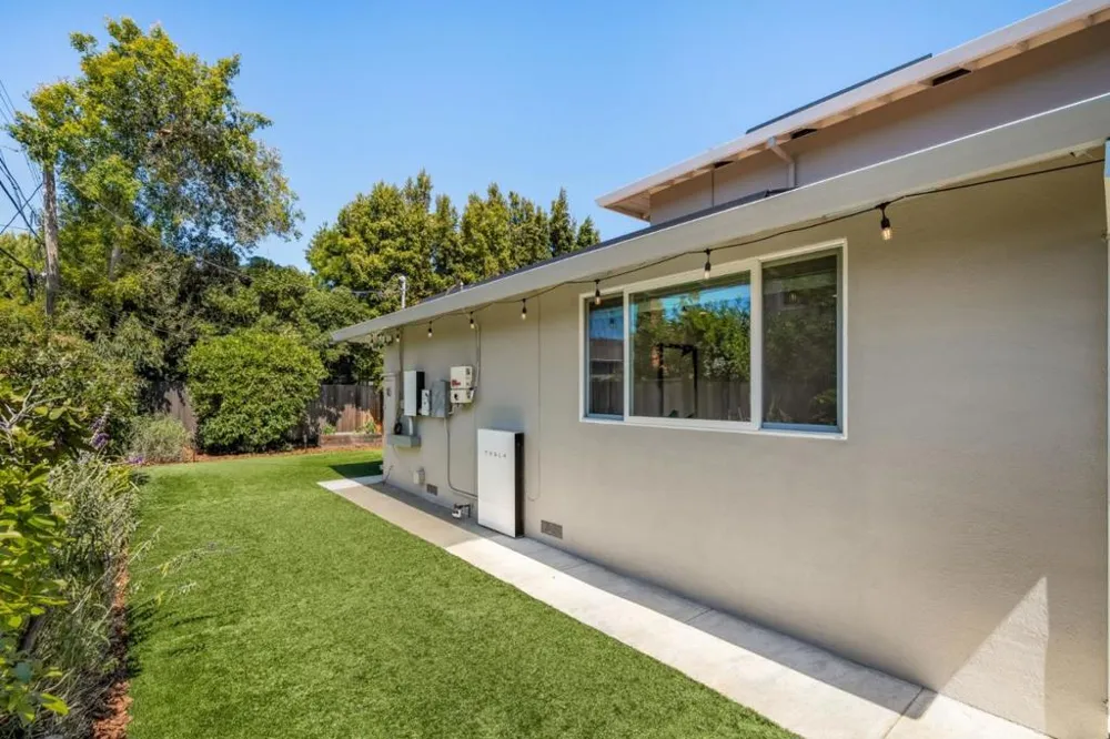 731 W Capistrano Way San Mateo, CA 94402