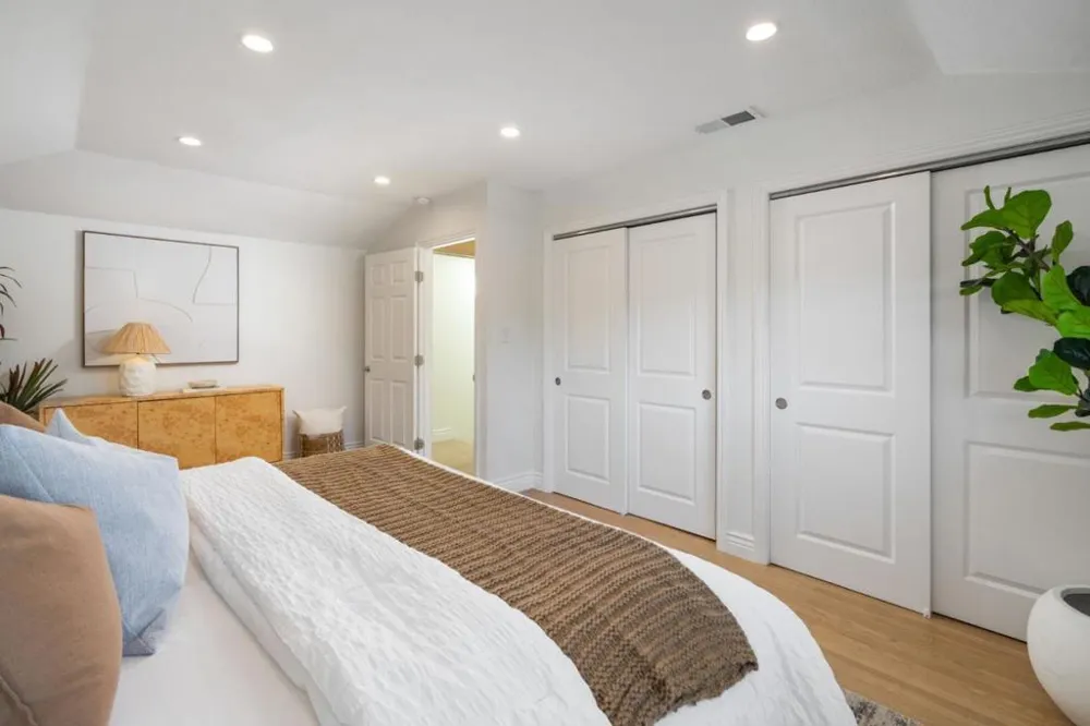731 W Capistrano Way San Mateo, CA 94402