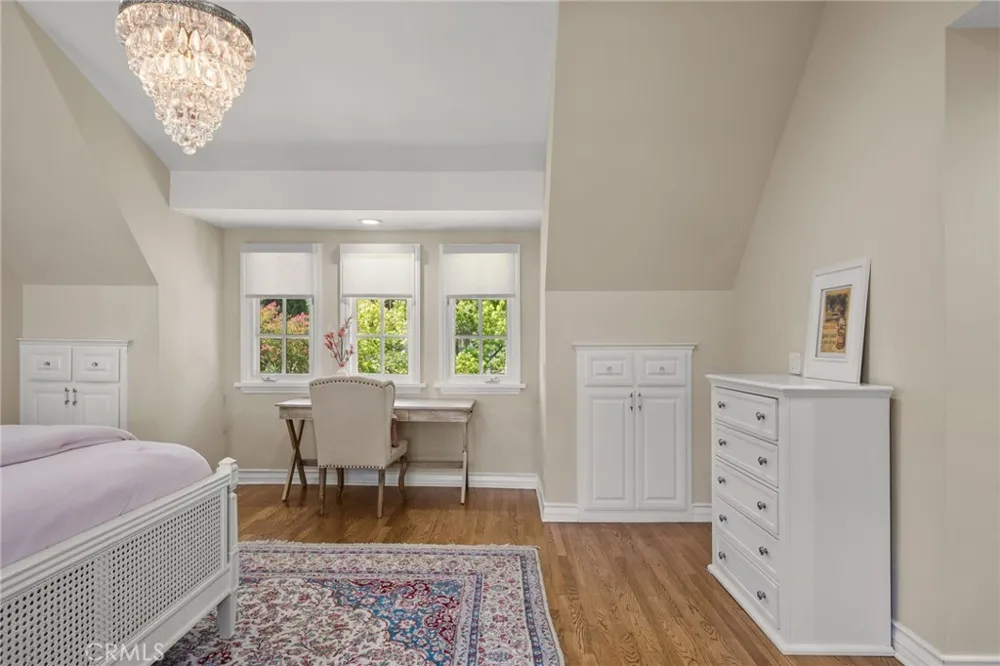 731 W Highland Avenue Redlands, CA 92373
