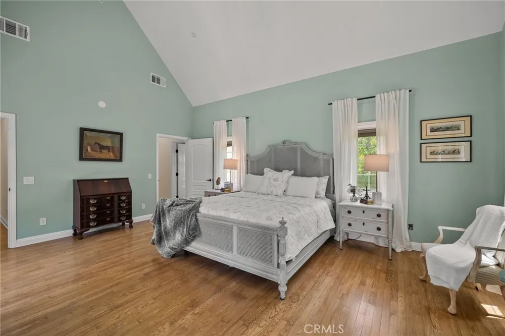 731 W Highland Avenue Redlands, CA 92373