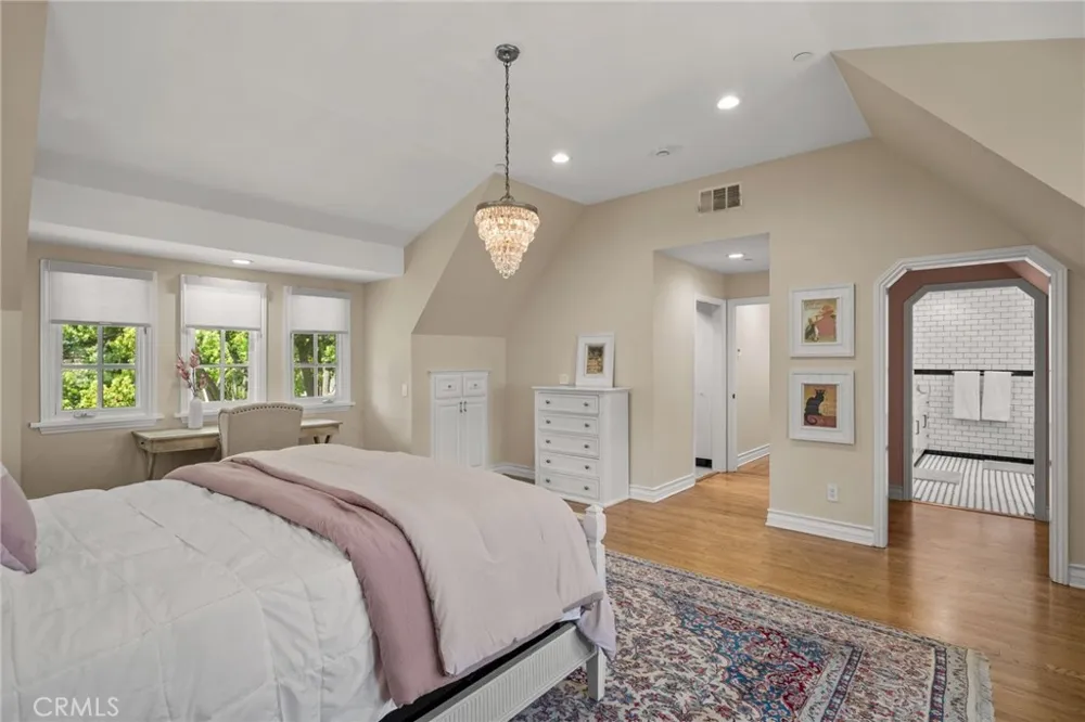 731 W Highland Avenue Redlands, CA 92373