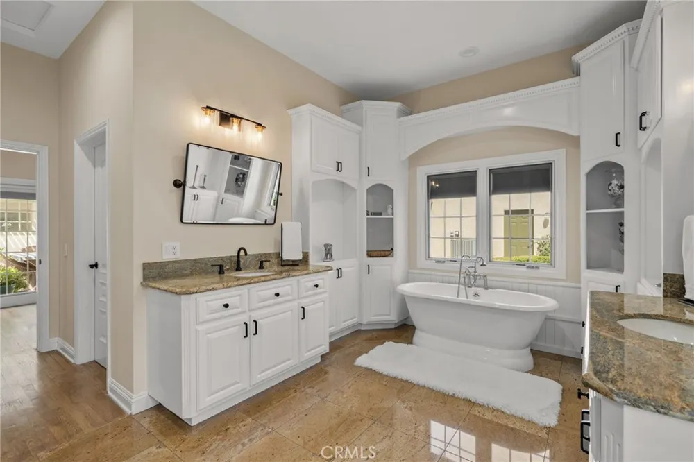 731 W Highland Avenue Redlands, CA 92373