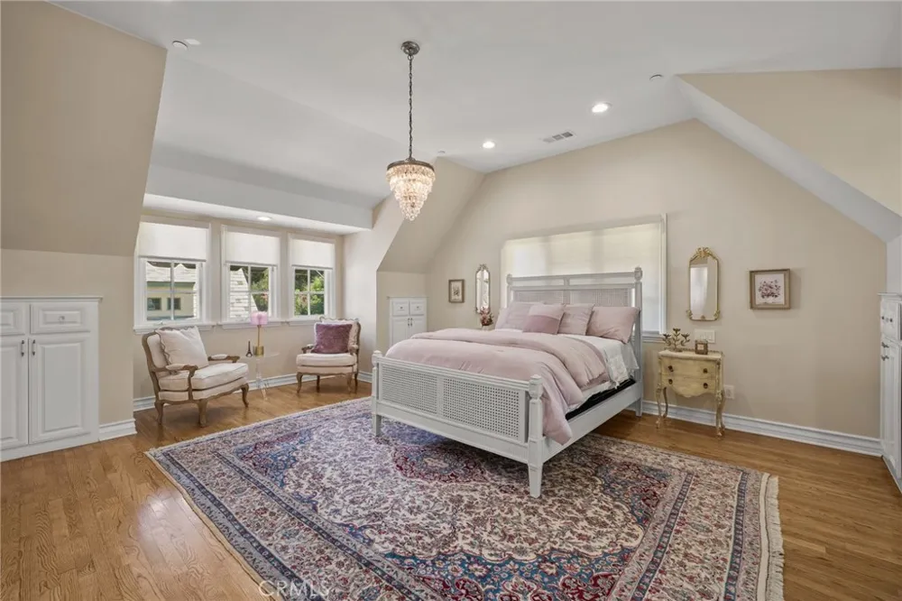 731 W Highland Avenue Redlands, CA 92373