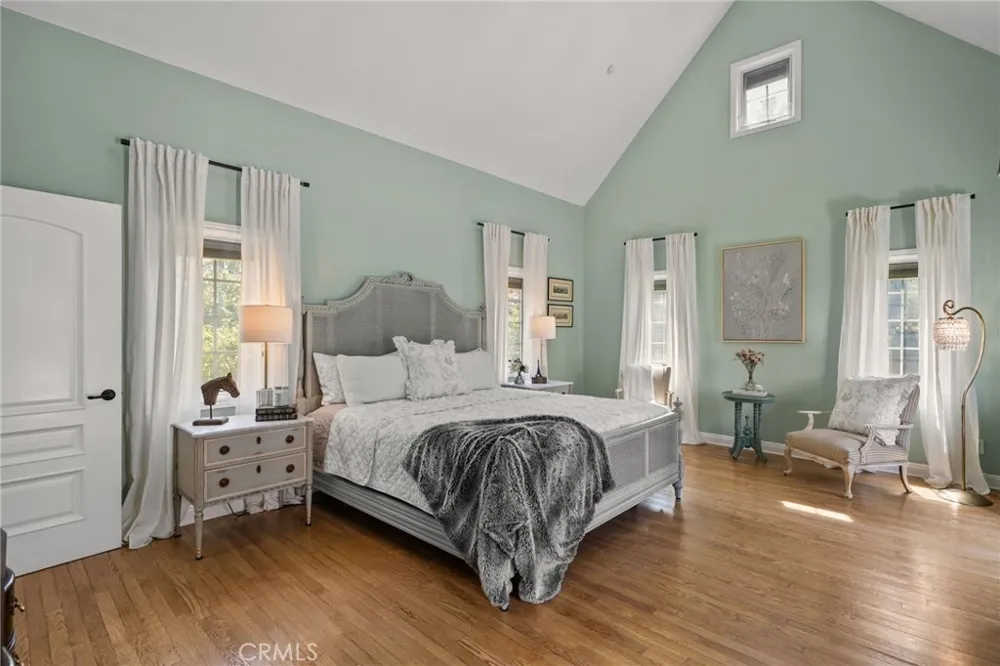 731 W Highland Avenue Redlands, CA 92373
