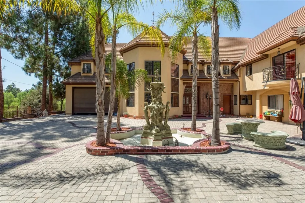 1663 Vista Glendale, CA 91201