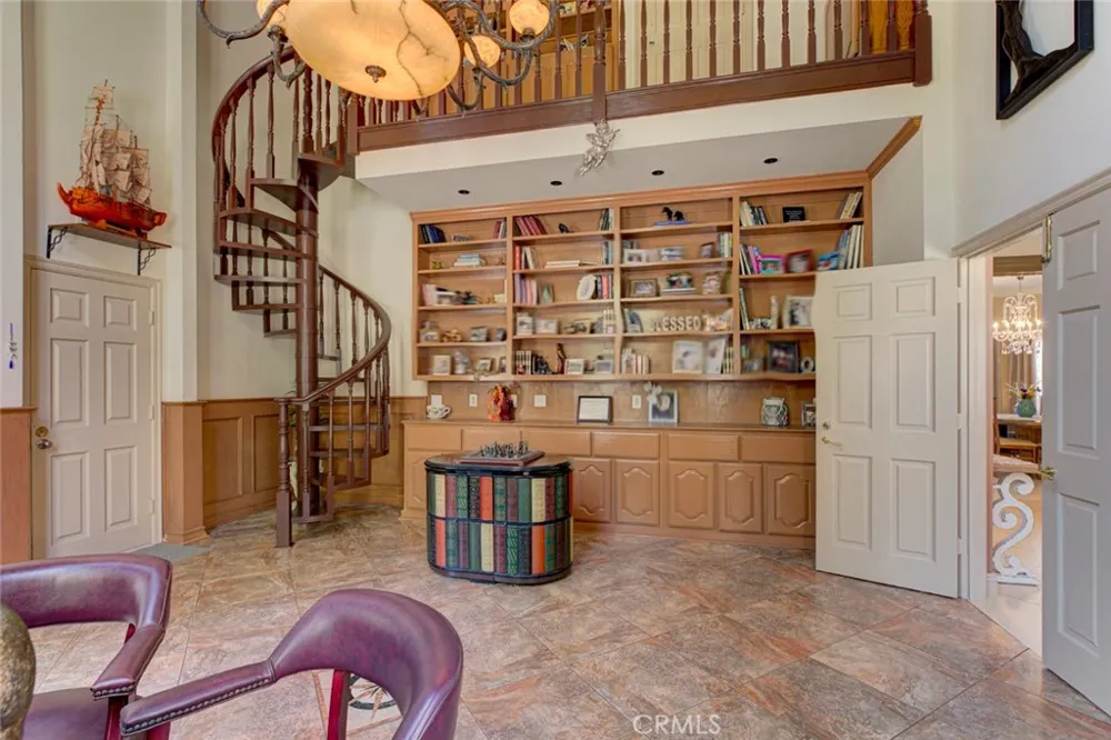 1663 Vista Glendale, CA 91201