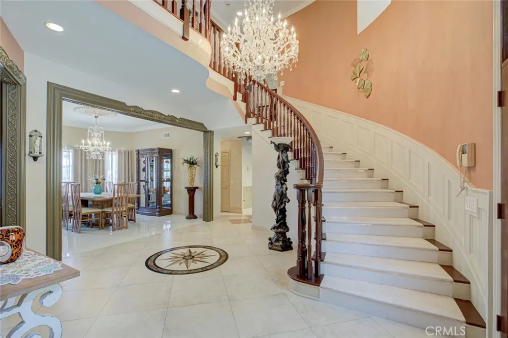 1663 Vista Glendale, CA 91201