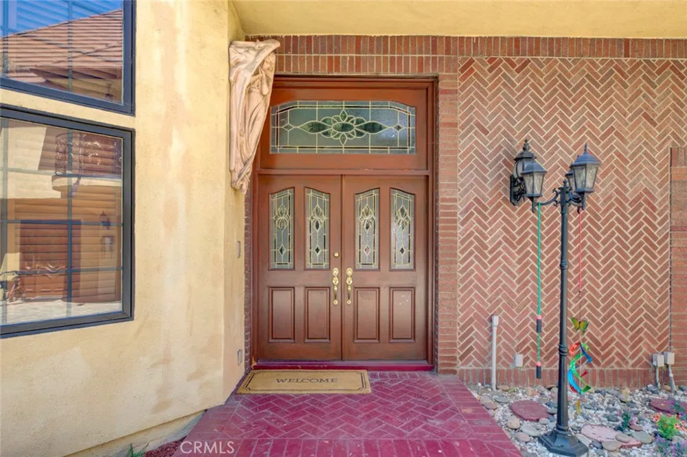 1663 Vista Glendale, CA 91201