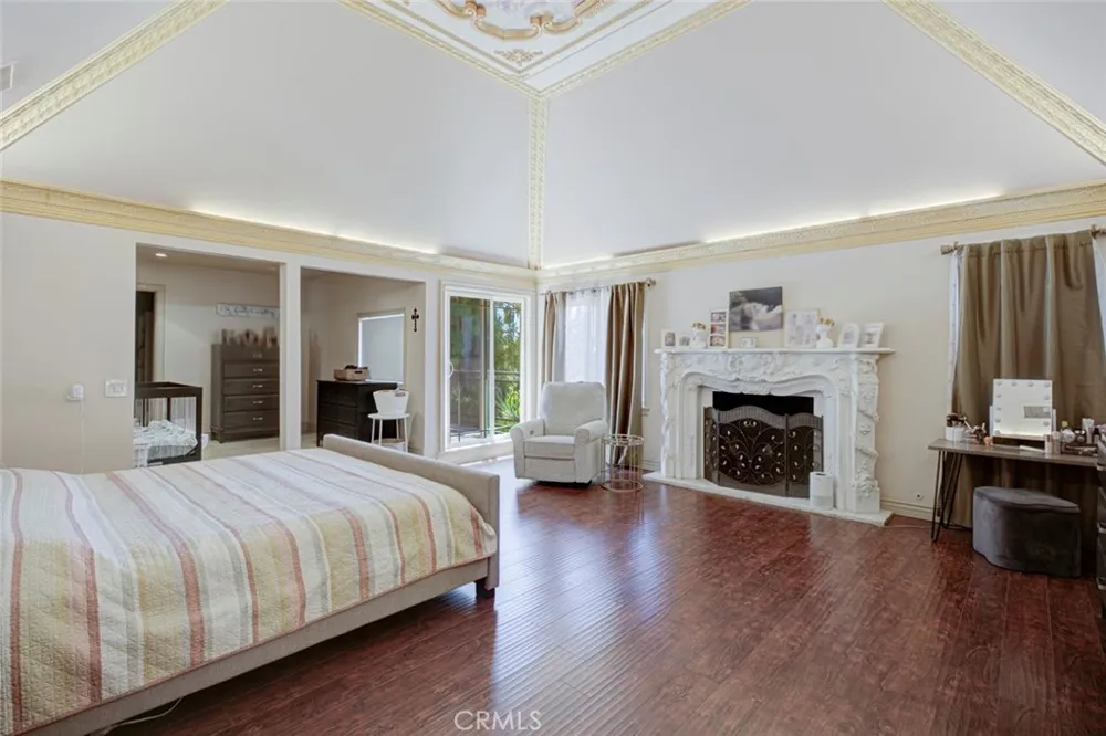1663 Vista Glendale, CA 91201